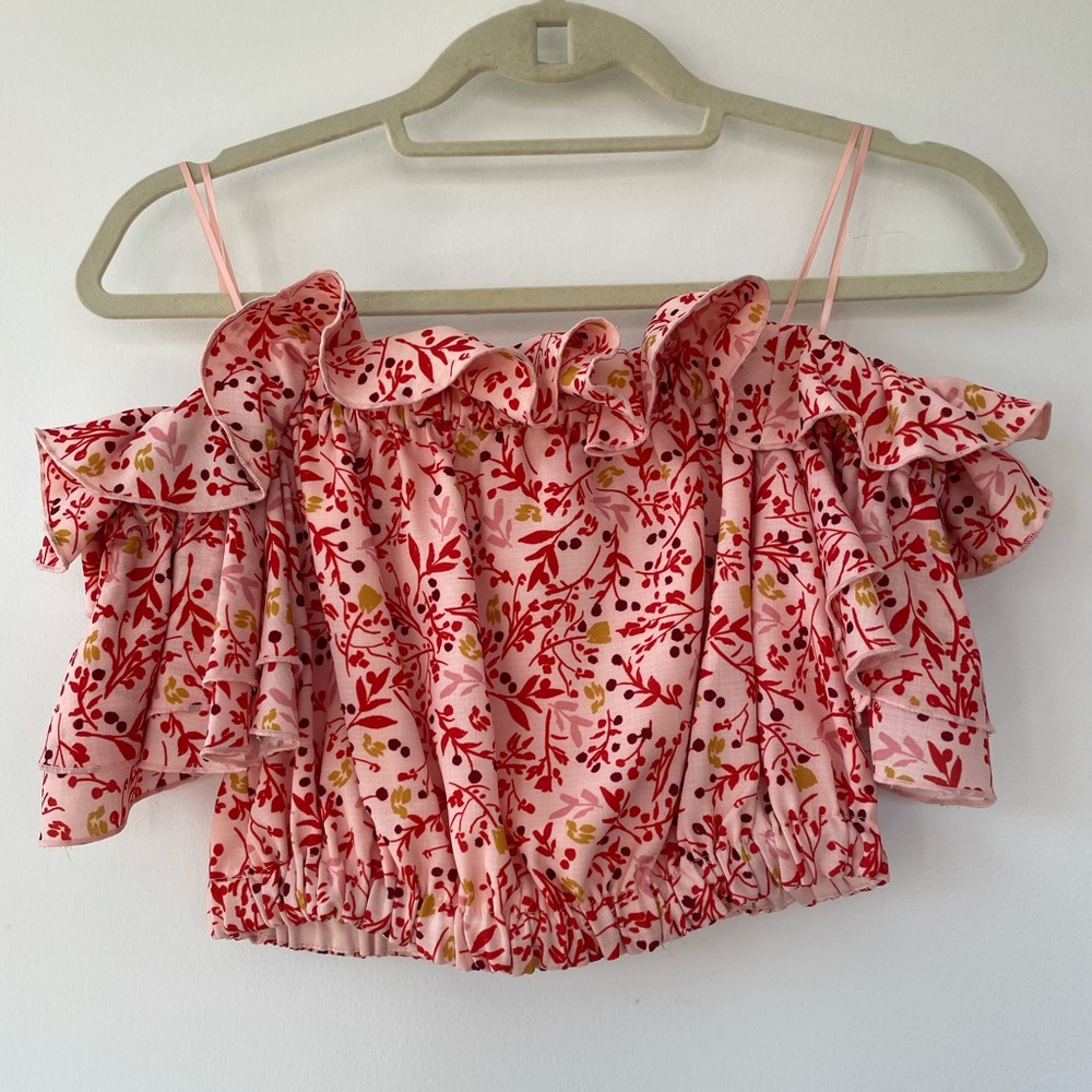 Finders pink floral crop top. Size medium